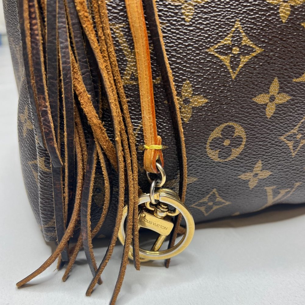 Louis Vuitton Artsy MM Monogram Hobo Tote Customized Leather Fringe Tassle - Picture 8 of 10